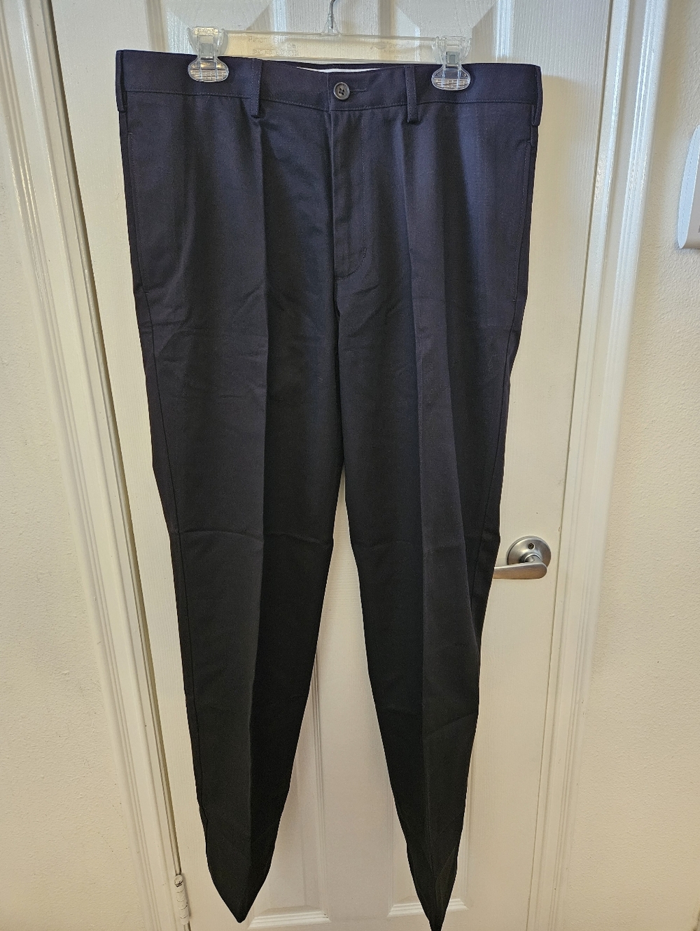 Land's End Men's Black Flat Front Chino Pants - 35x31 - Traditional Fit - NWT